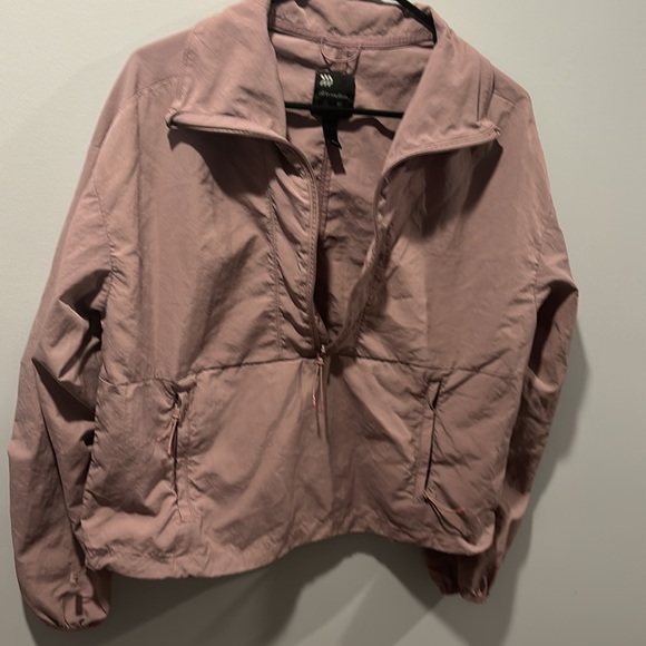 Large purple All in Motion windbreaker - Picture 2 of 4